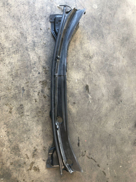 2007 - 2009 MAZDA CX7 Front Windshield Top Cowl Trim Panel Exterior G