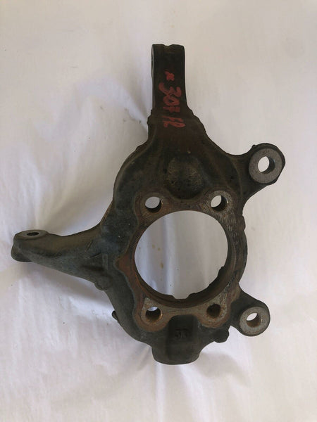 2013 - 2014 NISSAN SENTRA Front Steering Spindle Knuckle Right Passenger Side RH