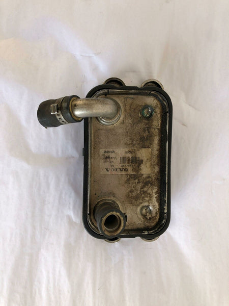 2001 - 2009 VOLVO 60 SERIES Engine Oil Cooler 2.4L A/T Sedan 8677974 G
