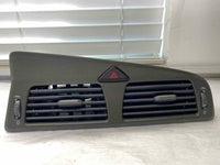 Center Air Heater Vent Dash Bezel 9441045 W/ Switch Flasher VOLVO 60 SERIES 2003