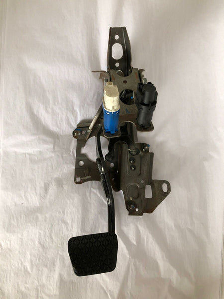 ford fiesta pedal 2013 FORD FIESTA Front Foot Brake Pedal Assembly 1.6L Automatic Trans. – Green Garden Auto Parts