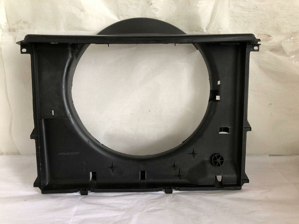2001 - 2006 BMW 330I Radiator Cooling Fan Trim Shroud Panel 3.0L G