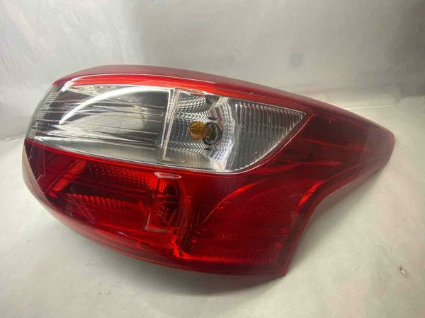 2012-2014 FORD FOCUS Rear Tail Light Assy Quarter Panel Mounted Right Side RH G