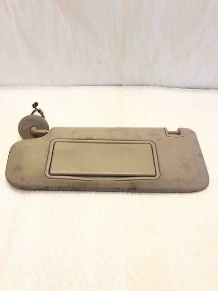 2007 - 2009 SATURN AURA Sun Visor W/ Mirror & Illumination Left Driver Side LH G