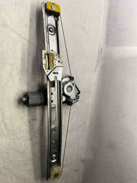 2001 - 2005 BMW 330I Rear Electric Door Window Regulator Left Driver Side G