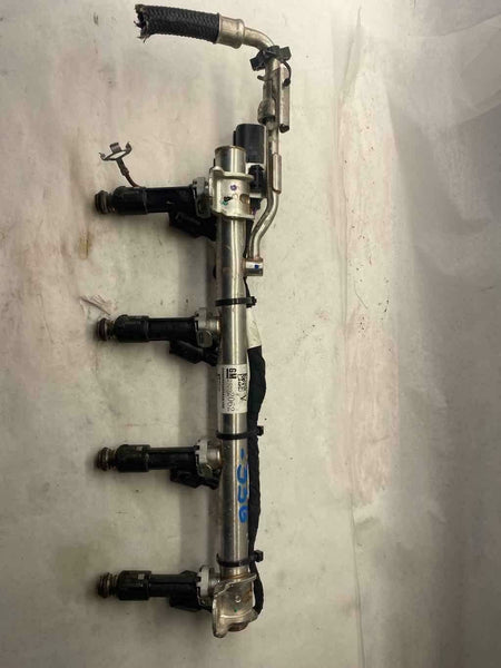 2020 CHEVY SPARK Fuel Injection Rail with Injectors Set G