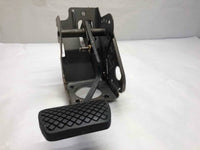 2006 CHEVY COBALT Front Foot Stop Slow Brake Pedal Assembly 2.4L A/T Sedan G