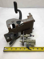 2006 CHEVY COBALT Front Foot Stop Slow Brake Pedal Assembly 2.4L A/T Sedan G