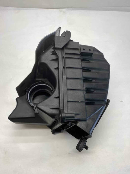 2005 - 2009 AUDI A4 Air Cleaner Filter Housing Box Assembly 2.4L Sedan G