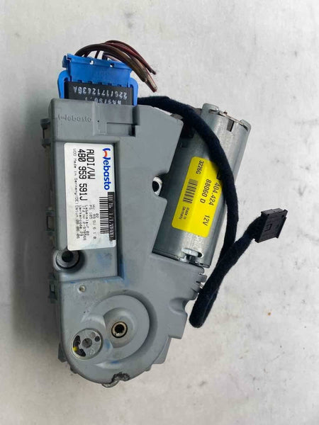 2005 - 2008 AUDI A4 Over Head Sun Roof Moon Roof Motor Sedan G