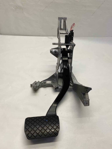 2007 AUDI A4 Front Stop Brake Pedal Assembly 2.0L A/T Sedan G