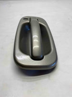 1999 - 2007 CHEVY TAHOE Front Outside Door Handle Right Passenger Side G