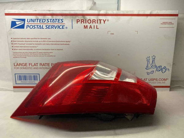 2005 - 2008 DODGE MAGNUM Rear Tail Light Lamp Assembly Left Driver Side LH G