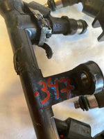 2005 DODGE MAGNUM Engine Fuel Gas Injection Rail With Injectors 2.7L A/T G