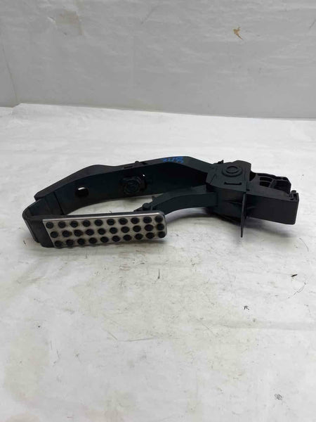 2007 MERCEDES C-CLASS Front Accelerator Throttle Gas Pedal 2.5L Sedan C230 G