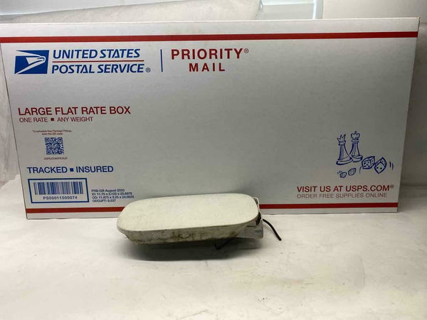 2001 - 2007 MERCEDES C-CLASS Rear Back Fuel Gas Tank Door C230 4door Sedan G