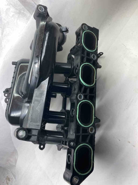 2011 - 2013 FORD FIESTA Engine Intake Manifold Assembly 1.6L A/T Hatchback G