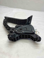 2014 HYUNDAI SONATA Front Accelerator Throttle Gas Pedal 2.4L Sedan A/T G