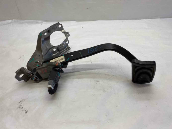 2014 HYUNDAI SONATA Front Stop Brake Pedal Assembly Automatic Sedan G