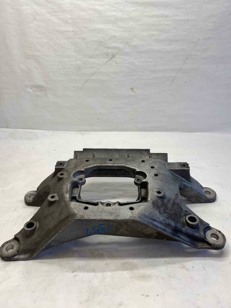 2010 AUDI A4 Automatic Transmission Mount Bracket (ID 8K0899263K) 2.0L Sedan G