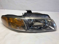 1996 - 2000 DODGE CARAVAN Front Head Light Lamp Assembly Right Passenger Side RH