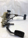 2002 FORD WINDSTAR Gas and Brake Floor Pedal Complete Assembly Automatic Trans G