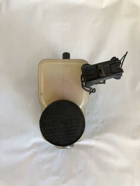 2001 - 2003 MAZDA PROTEGE Brake Master Cylinder w/ Fluid Bottle Hatchback G