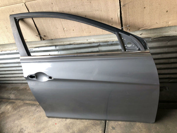 2011 - 2014 HYUNDAI SONATA Front Door Paint Code P3 Right Passenger Side 2.4L G