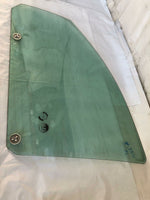 1995 - 2002 FORD WINDSTAR Front Door Glass Window Left Driver Side LH Van G