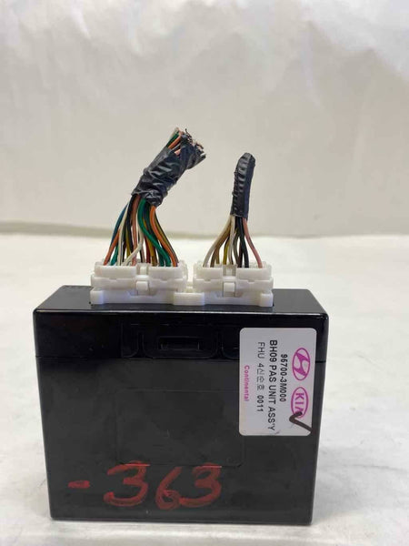 2009 - 2014 HYUNDAI GENESIS Dash Driver Park Assist Module (95700-3M000) Sedan G