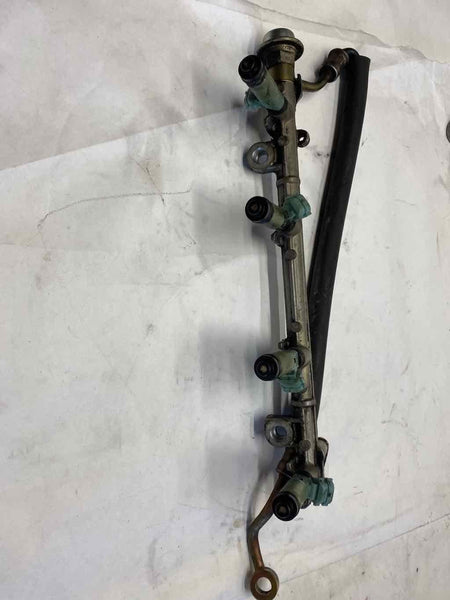 2000 TOYOTA CAMRY Engine Fuel Gas Injection Rail With Injectors 2.2L A/T Sedan G