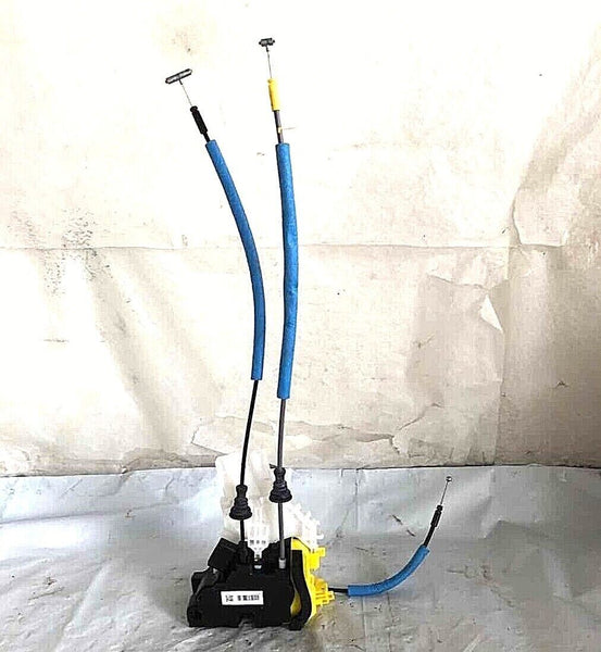 2015 - 2019 HYUNDAI SONATA Front Door Latch Lok Actuator Right Passenger Side M