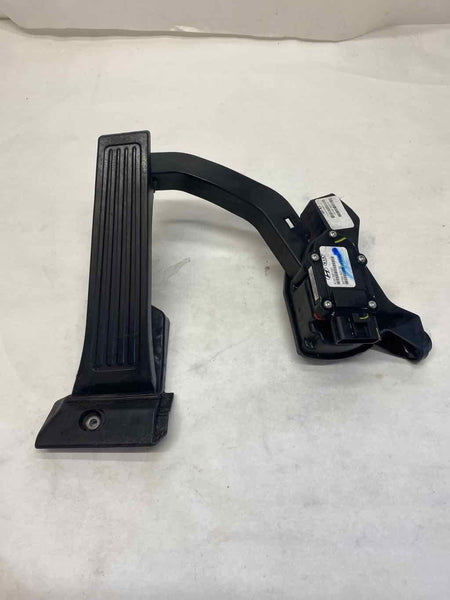 2014 KIA OPTIMA Automatic Transmission Accelerator Throttle Gas Pedal 2.4L G