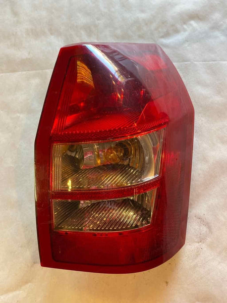 NEW DRIVER SIDE TAIL LIGHT FITS DODGE MAGNUM SRT8 SE WAGON 2005-2008 CH2800162 x NEW DRIVER SIDE TAIL LIGHT FITS DODGE MAGNUM SRT8 SE WAGON 2005-2008 CH2800162 x