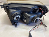 2005 - 2007 DODGE MAGNUM Front Headlamp Light Assembly Right Passenger Side G