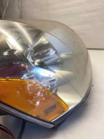 2005 - 2007 DODGE MAGNUM Front Headlamp Light Assembly Right Passenger Side G