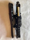 2006 DODGE MAGNUM SXT Wagon Emergency Scissors Jack And Tool Kit T