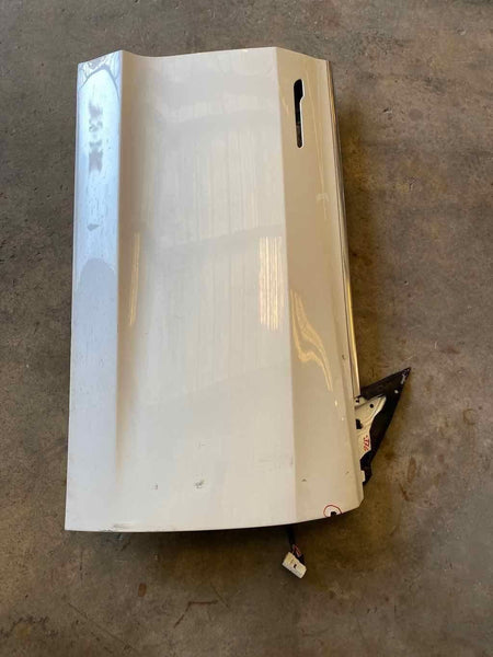 2020 TESLA MODEL 3 RH Right Front Passenger Side Door Shell Paint Code: PPSW T