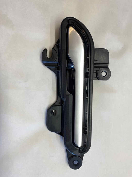 2020 TESLA MODEL 3 Front Outside Door Handle Left Driver Side P/N 1081831-00-J M