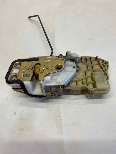 2001 - 2005 HONDA CIVIC Front Door Lock Latch 1.7L Right Passenger Side RH G