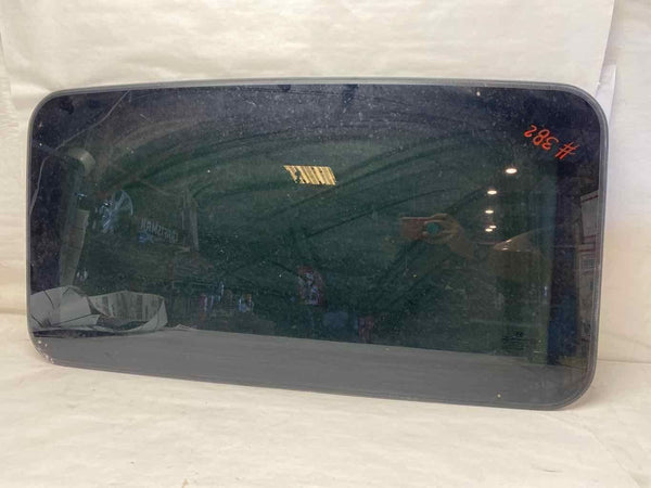 2009 - 2014 HYUNDAI GENESIS 4.6L Sedan Overhead Ceiling Sunroof Glass Used T