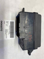 2010 - 2011 MINI COOPER 1.6L Hatchback Engine Fuse Relay Box (9213372-01) Used T