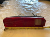 1975 - 1991 FORD VAN E150 Rear Tail Light Assembly Right Passenger Side RH G