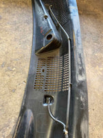 2003 EEP GRAND CHEROKEE Front Windshield Wiper Cowl Cover Vent Panel Exterior G