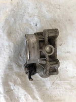 2002 - 2007 SATURN VUE 2.2L SUV Throttle Body Valve Assembly 4 Cylinder FWD M/T