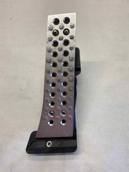 2014 BMW 328 SERIES Automatic Trans. Accelerator Gas Pedal (PIN: 3542-6853175) G