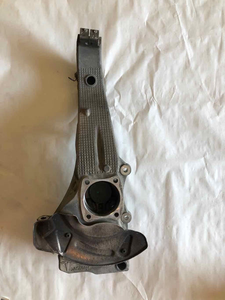 2014 TESLA Model S Hatchback Front Suspension Spindle Knuckle Left Side LH T