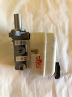 2014 TESLA MODEL S Hatchback Brake Master Cylinder Reservoir Assembly A/T RWD T