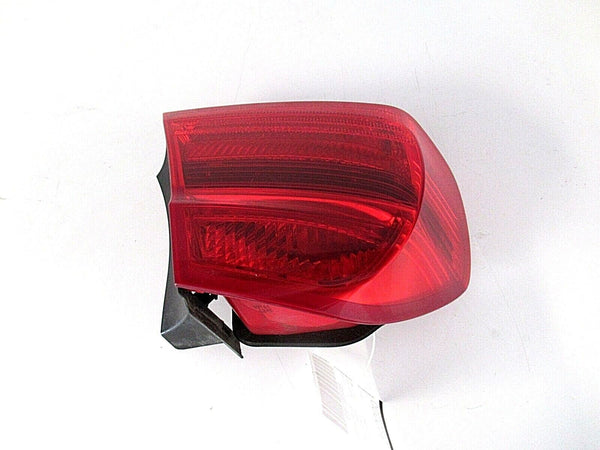 2006 BMW 325I Driver Side Outer Tail Light Assembly Quarter Panel Mounted Left