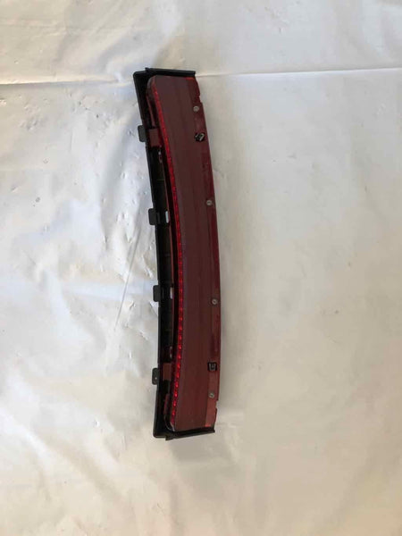 2022 TESLA MODEL 3 Sedan Rear Third 3rd Brake Light Avoidance Lamp AWD T